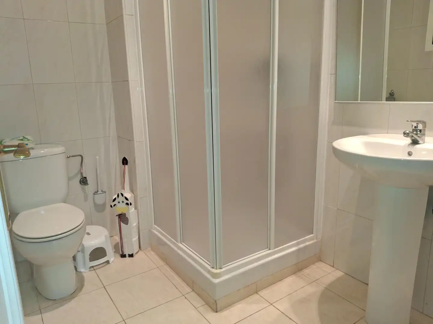 Badezimmer von Einfamilien-Reihenhaus zum Verkauf in Oropesa del Mar / Orpesa mit Klimaanlage und Balkon