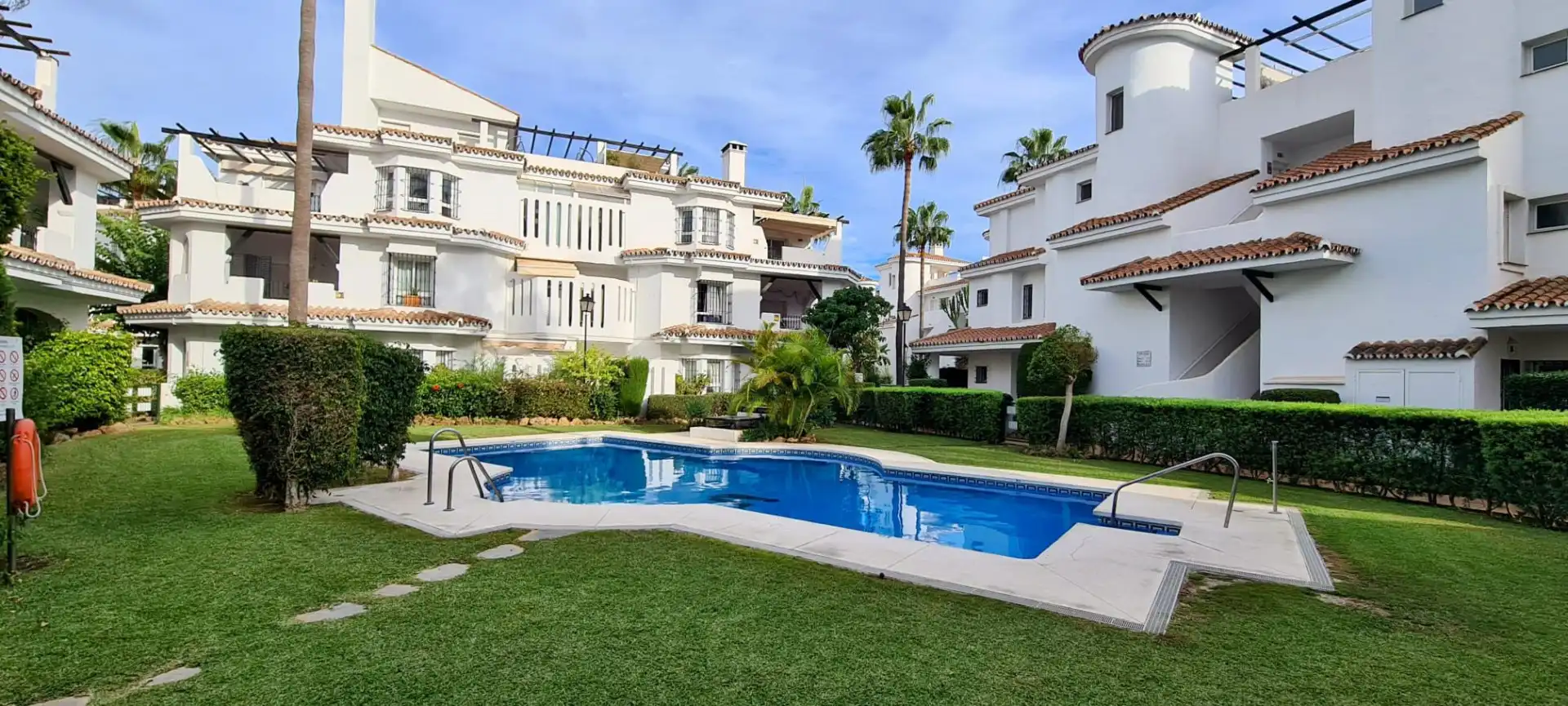 Apartments for rent in ALMOGIA-NARANJOS MARBELLA, 3, La Dama de Noche - La Alzambra