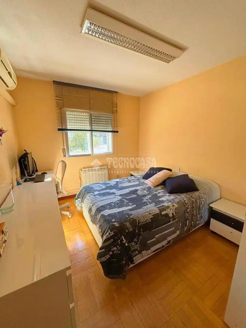 Habitación de Piso en venta en Madrid