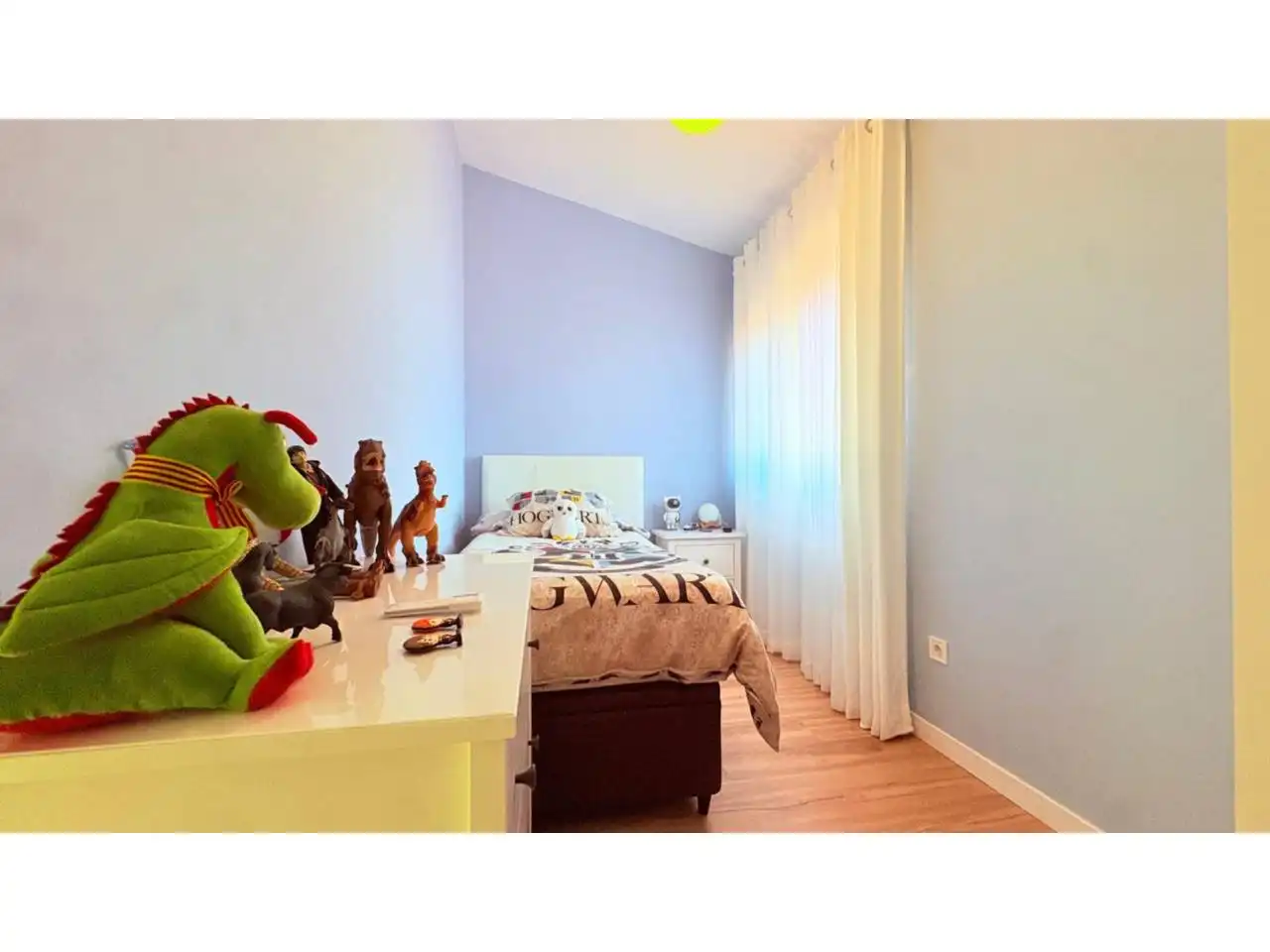 Dormitori de Casa o xalet en venda en Castellar del Vallès amb Terrassa