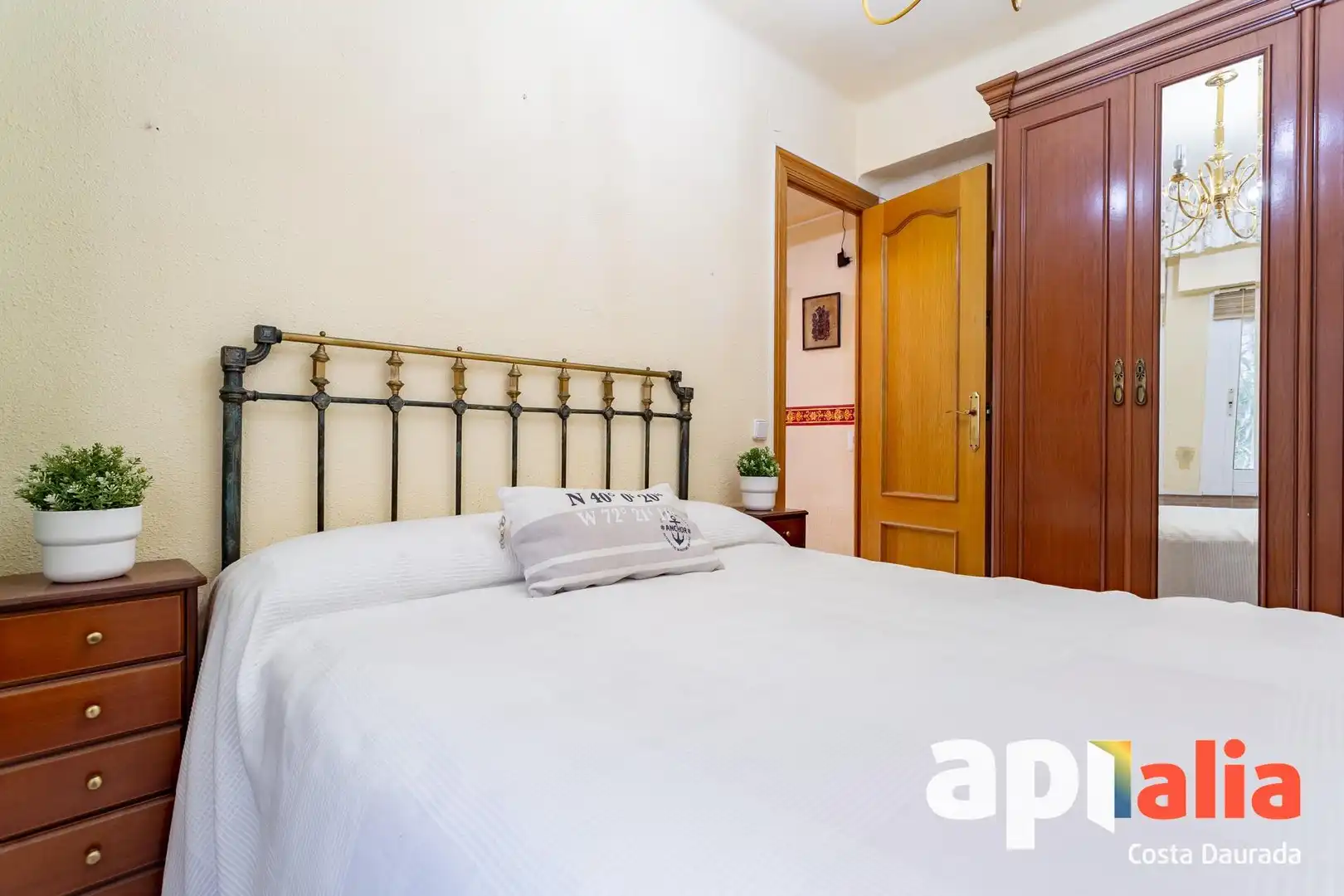 Habitación de Apartamento en venta en Salou con Aire acondicionado, Terraza y Amueblado