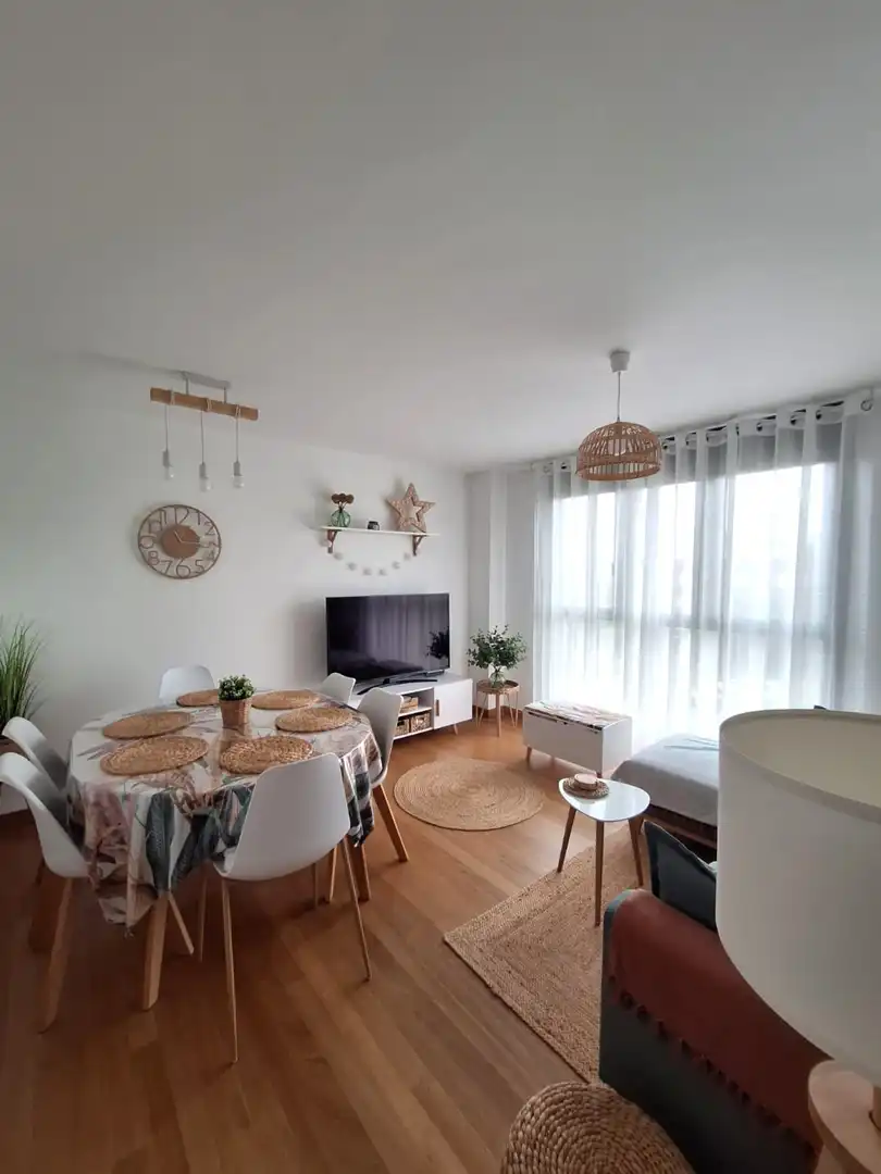 Sala de estar de Piso en venta en Santander con Calefacción, Jardín privado y Trastero