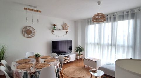 Foto 3 de Piso en venta en Peñacastillo - Nueva Montaña, Santander