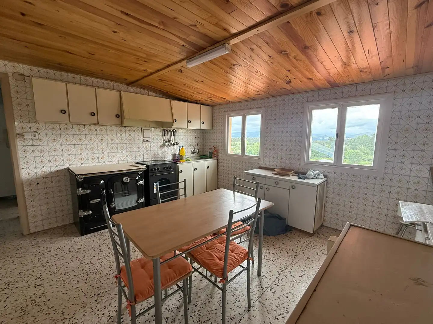 Cocina de Casa adosada en venta en Ferrol con Calefacción, Jardín privado y Parquet