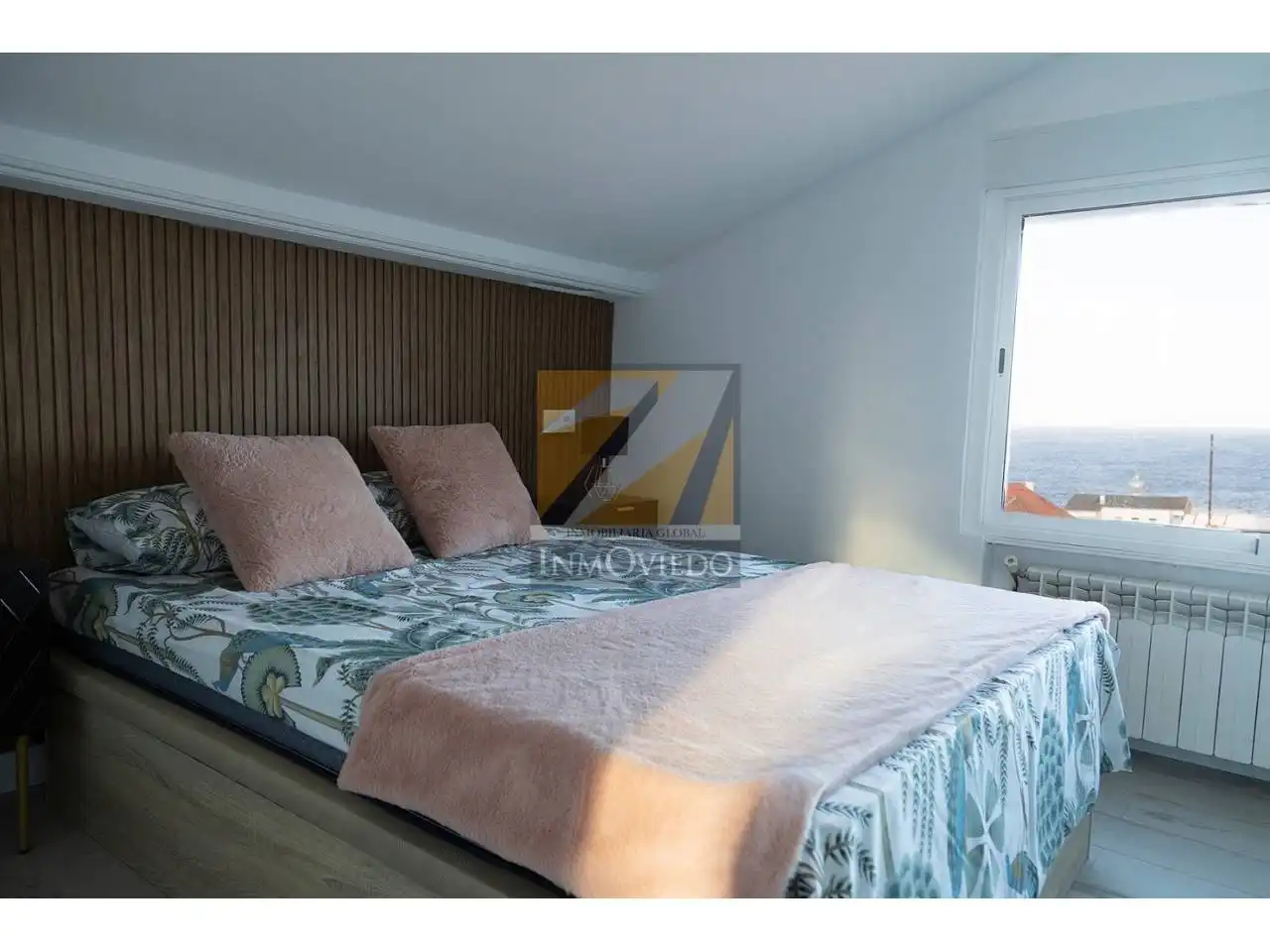 Bedroom of Attic for sale in Llanes  with Heating, Terrace and Furnished