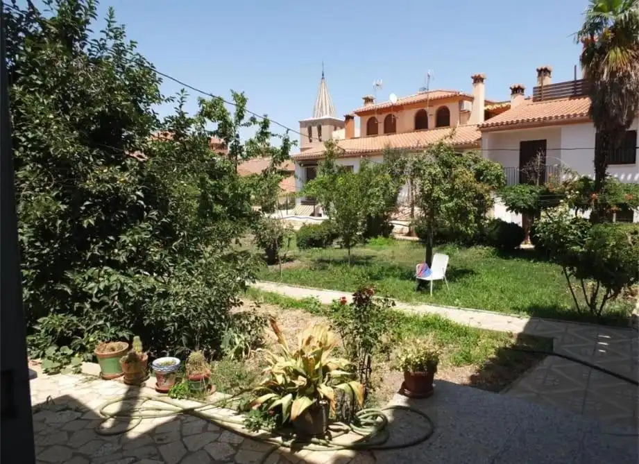 Jardín de Edificio en venta en Guadix