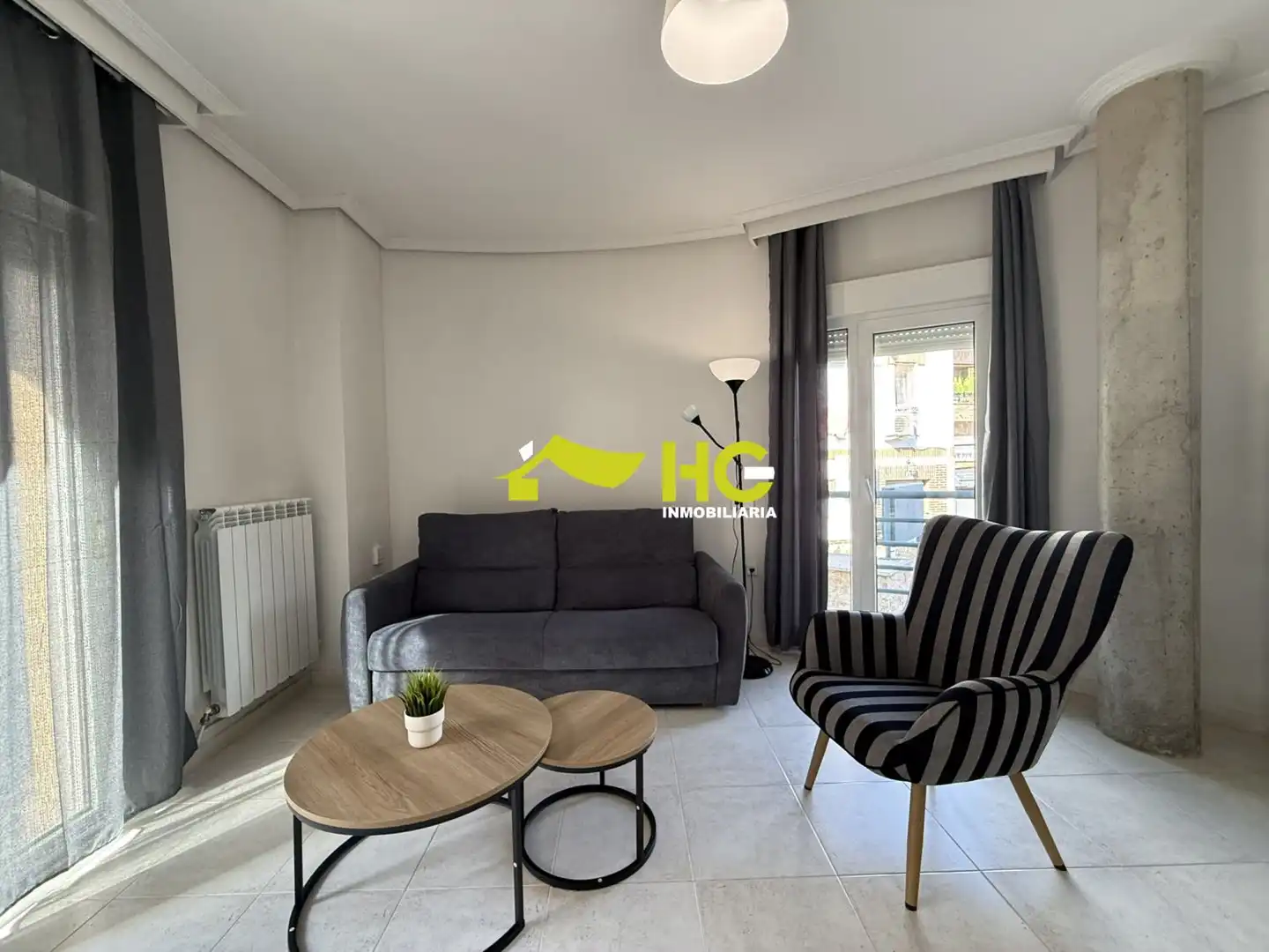 Sala de estar de Dúplex de alquiler en Villaviciosa de Odón con Aire acondicionado, Calefacción y Terraza