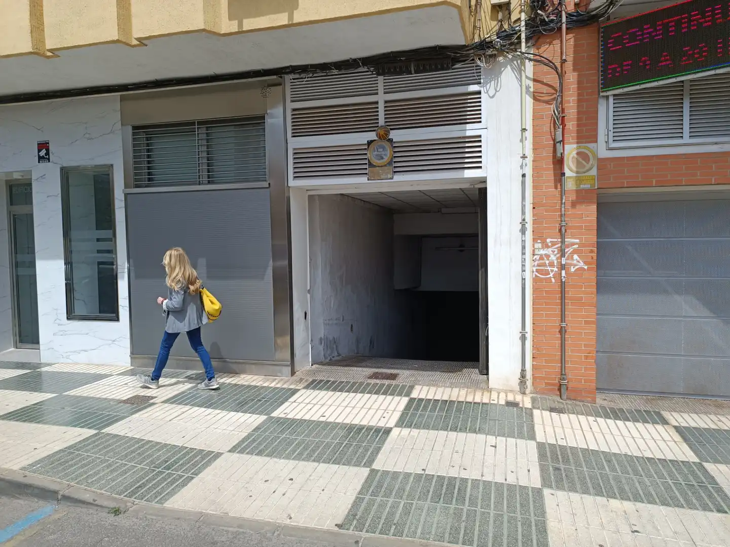 Aparcament amb ascensor en venda a Calle Alfonso X el Sabio 5, imagen 5