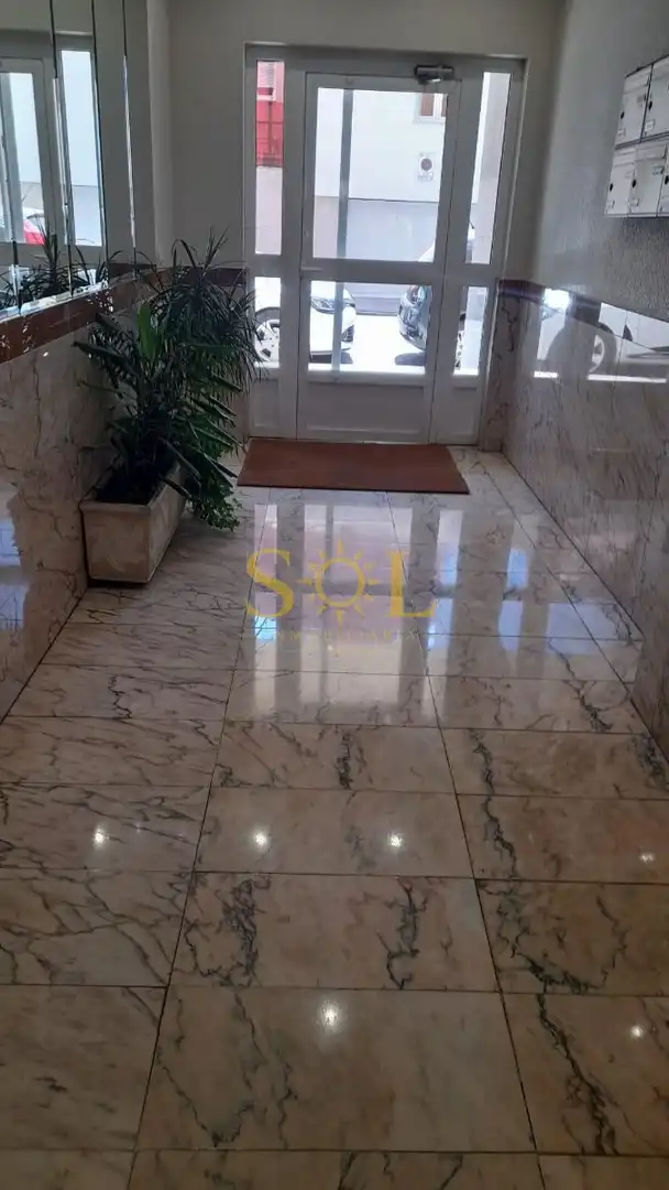 Wohnung zur Miete in Calle León Martín Granizo, La Lastra