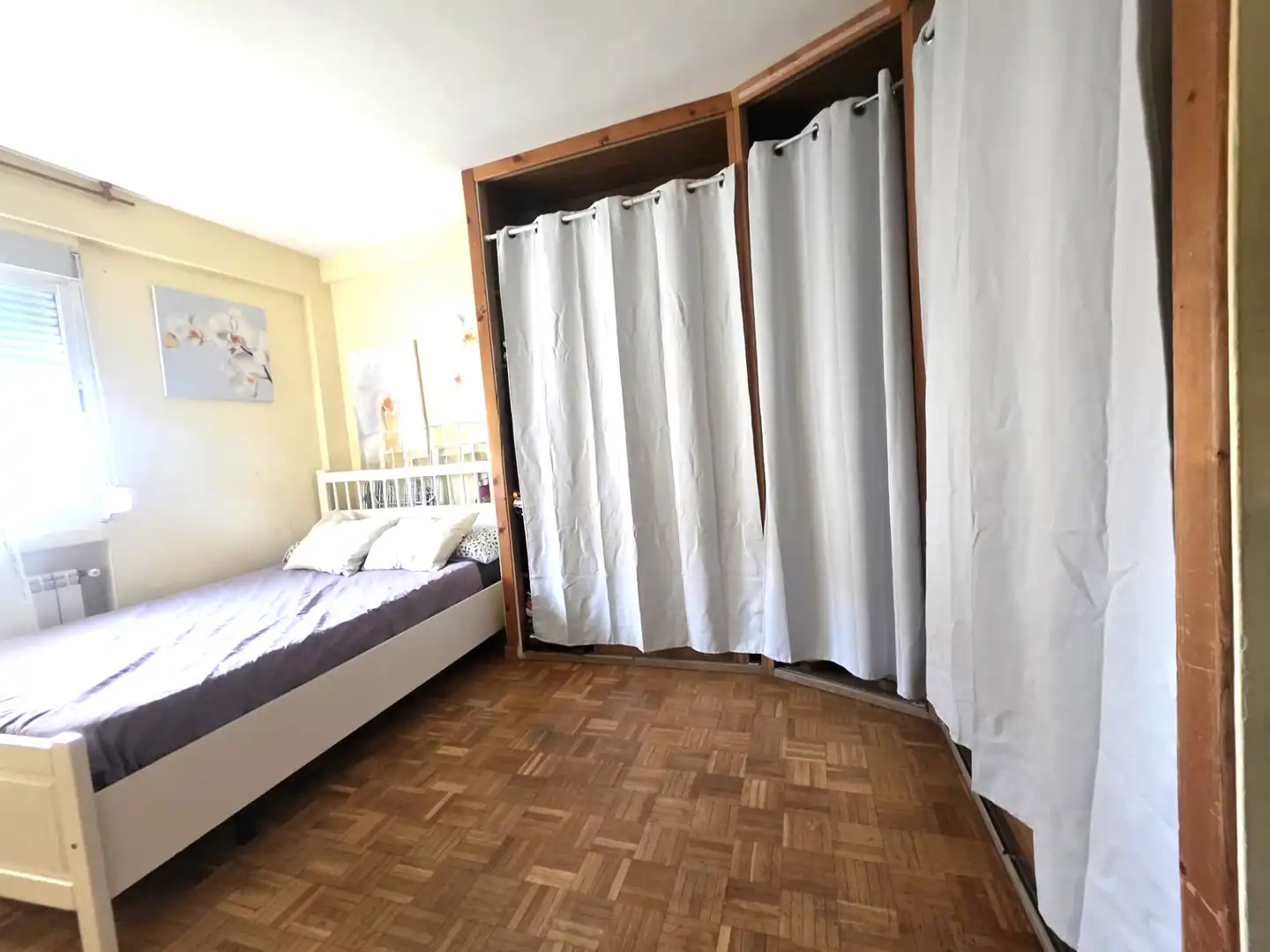 Bedroom of Flat for sale in Móstoles  with Air Conditioner, Heating and Parquet flooring