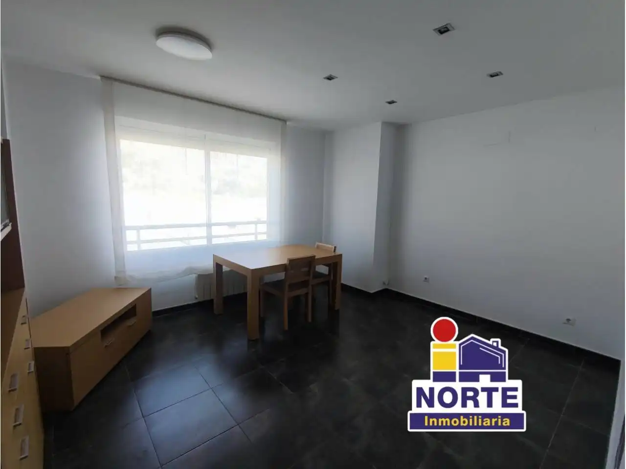 Appartamento con balcone in affitto a Zona Nord, imagen 7