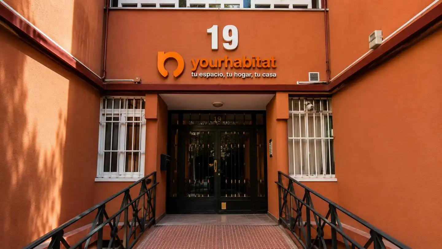 Vista exterior de Pis en venda en Leganés amb Aire condicionat i Terrassa