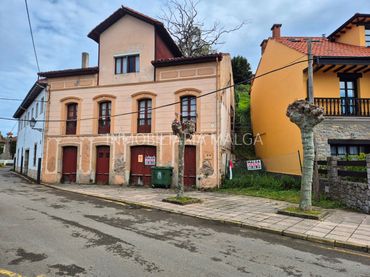 Casa con giardino in vendita a Calle del Doctor Avelino Herrero 7