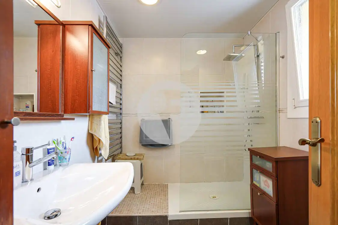 Baño de Casa o chalet en venta en Viladecans con Aire acondicionado, Calefacción y Terraza