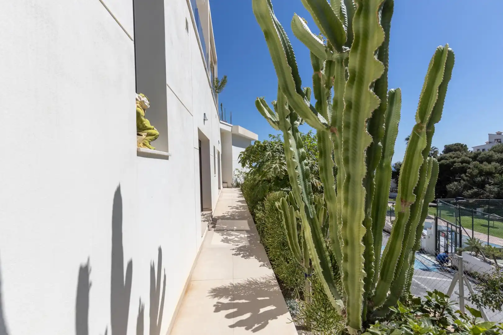 Terrassa de Casa o xalet en venda en Salobreña amb Aire condicionat, Jardí privat i Piscina