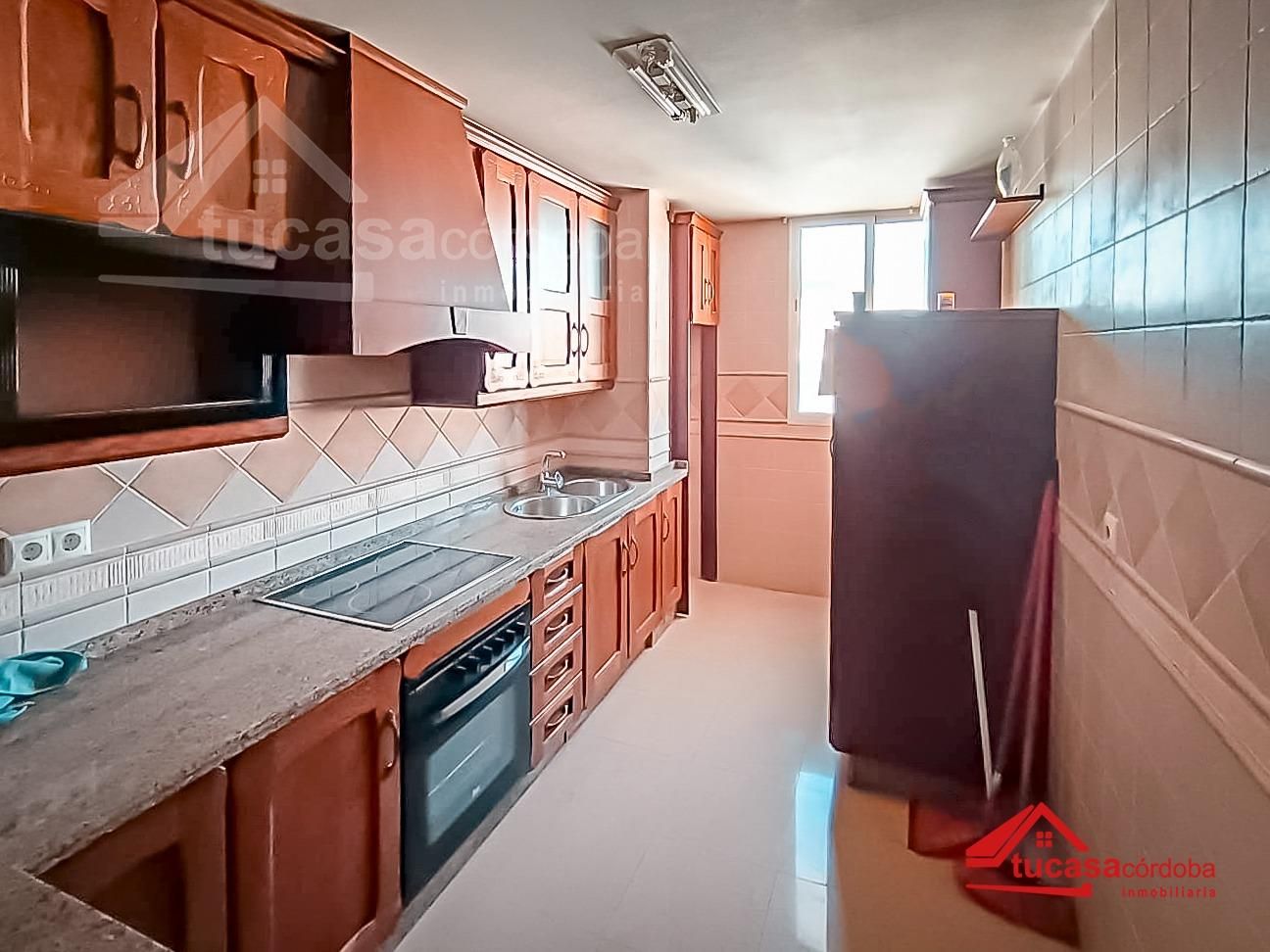 Kitchen of Flat for sale in Fernán-Núñez  with Air Conditioner and Terrace