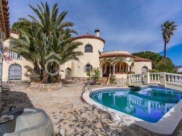 Villa à vendre à Girona
