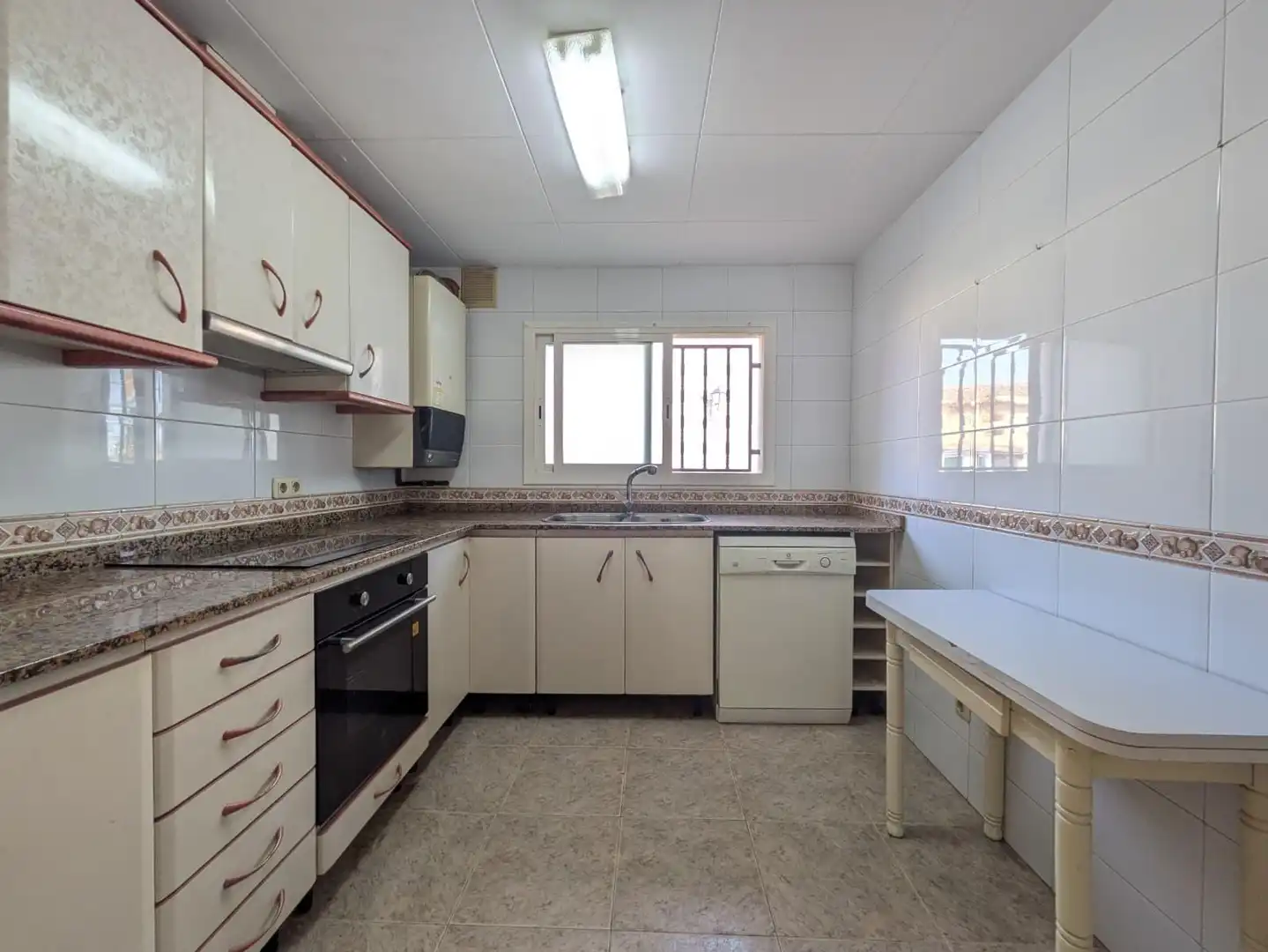 Casa pareada con terraza en venta en Castellet i la Gornal, imagen 10