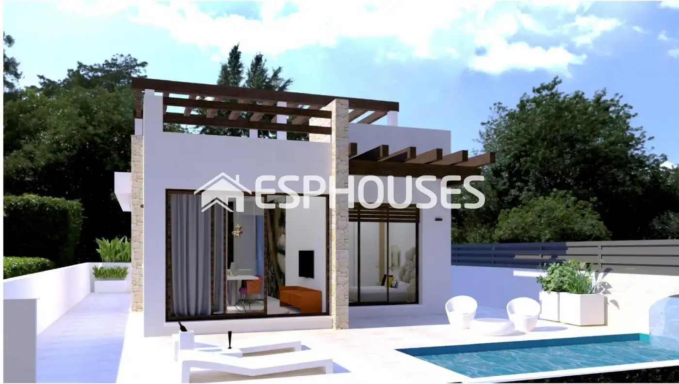 Detached house with terrace for sale in Las Salinas