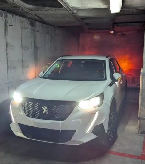 Foto 2 de Garaje en venta en Carretera Navalpino, 33, Los Cigarrales-La Bastida, Toledo Capital