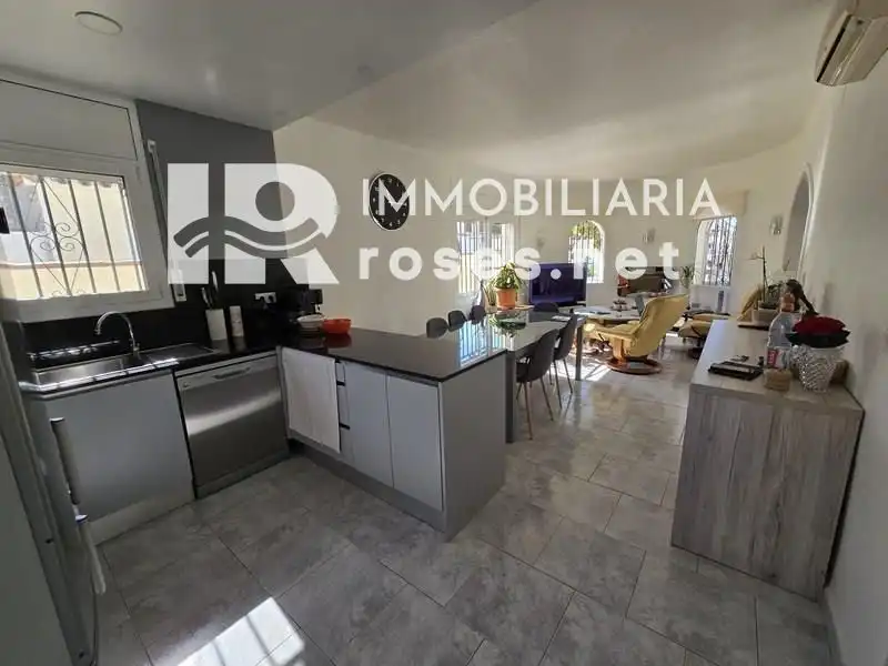Casa con piscina en venta en Pení, imagen 8