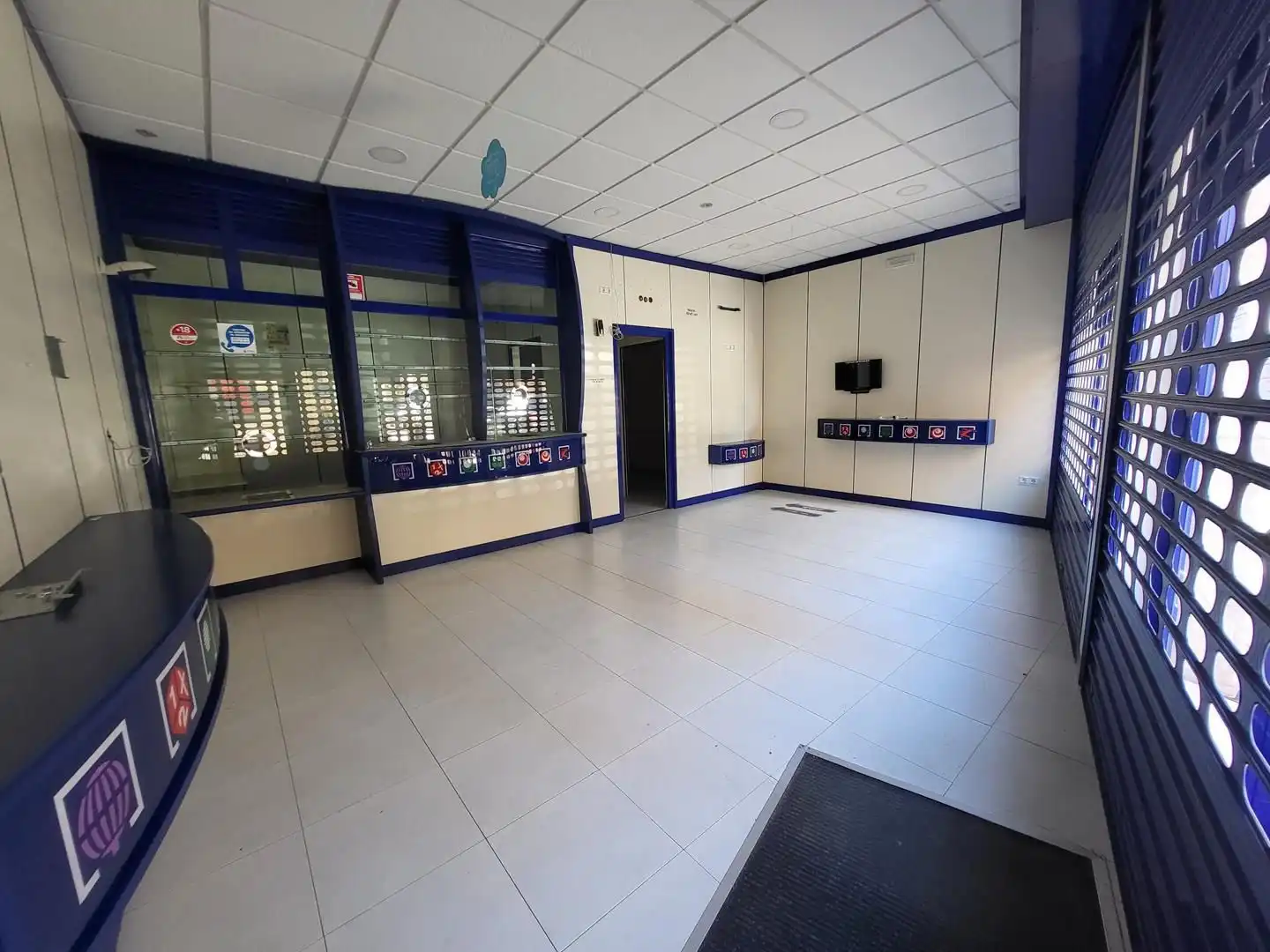 Local en venta en San Clemente con Aire acondicionado