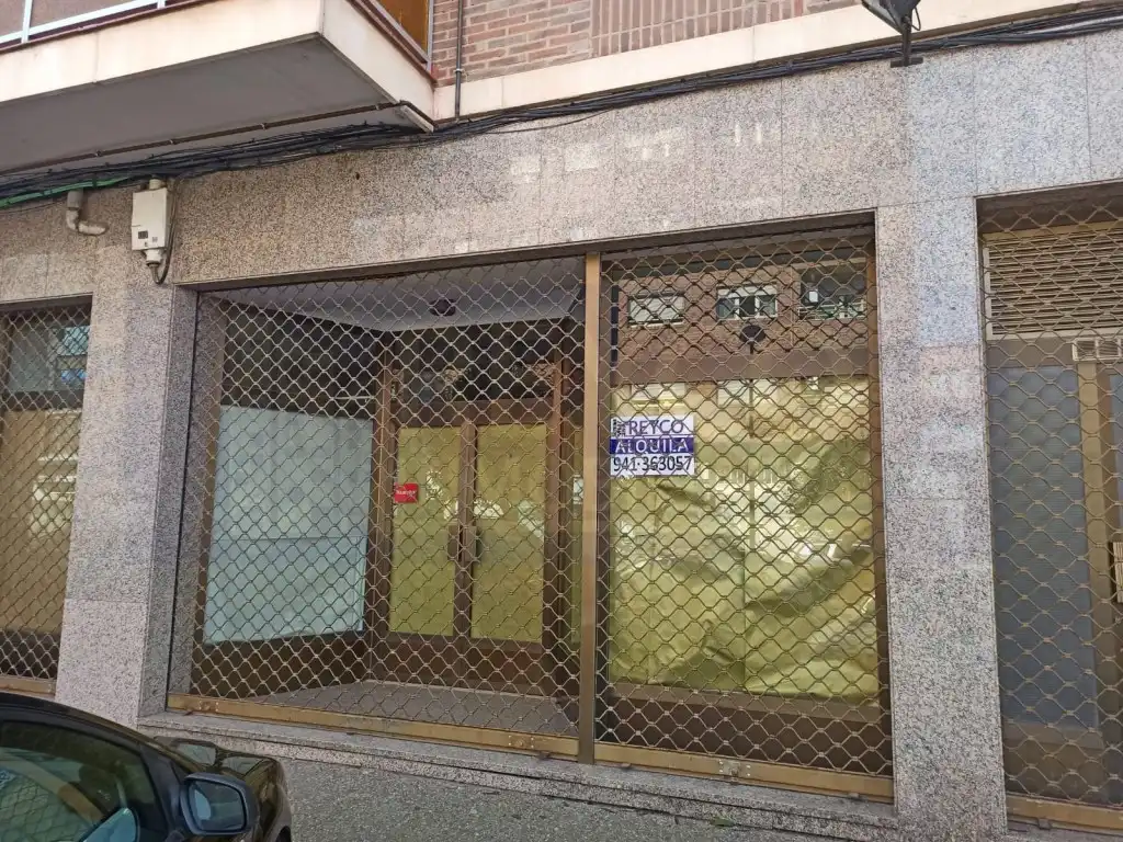 Locale commerciale in affitto a Nájera, imagen 2