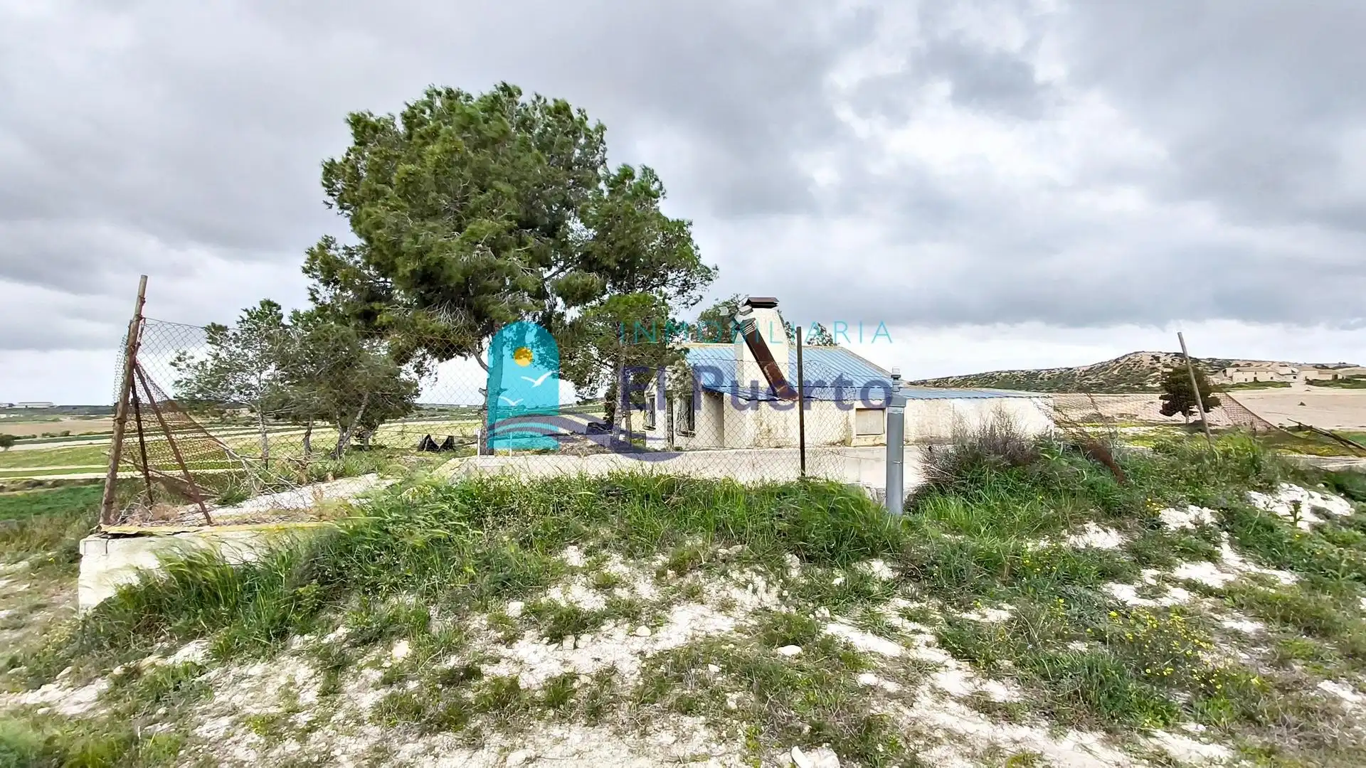 Country house zum Verkauf in Totana mit Schwimmbad