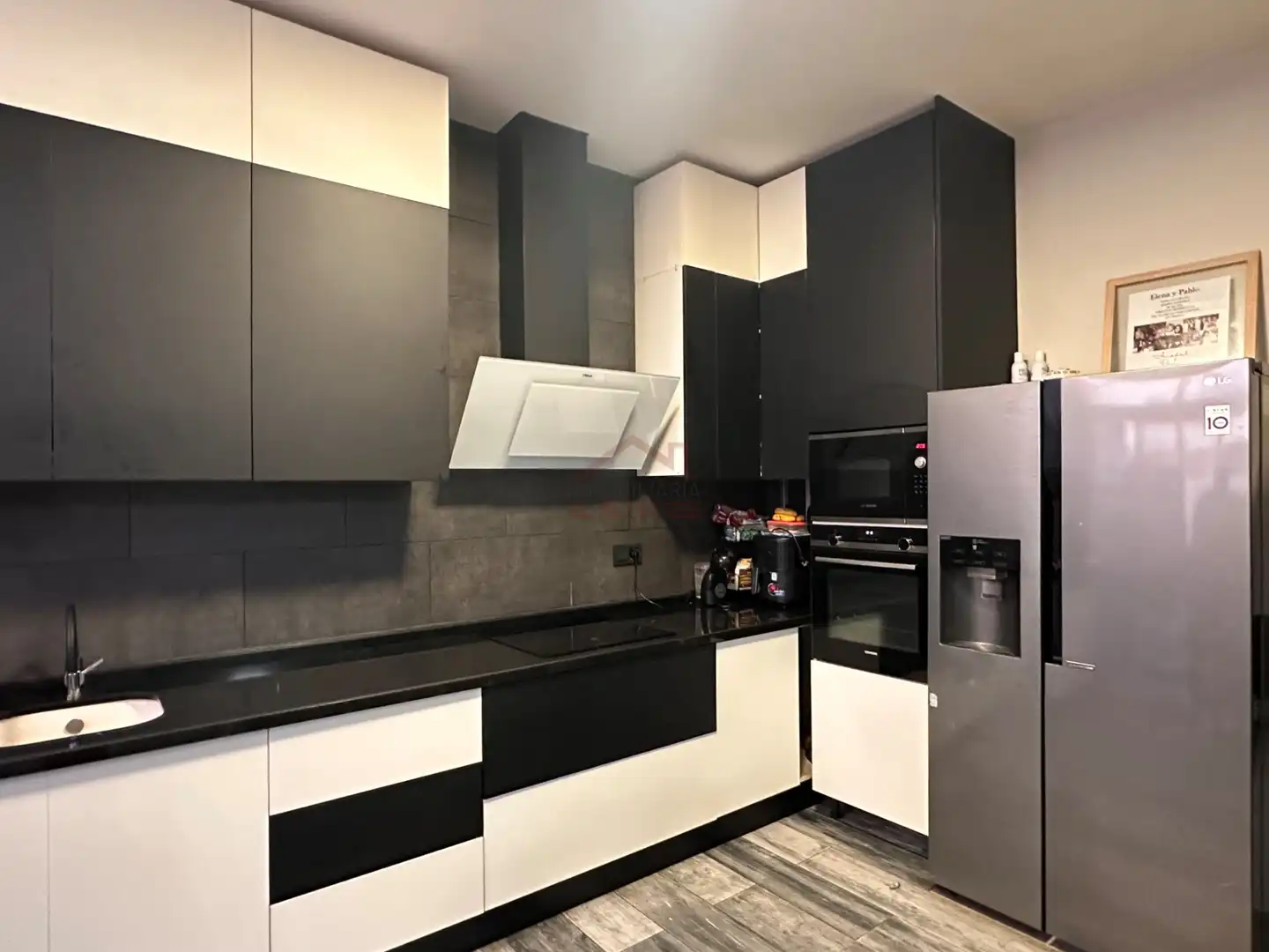 Küche von Maisonette zum Verkauf in Elche / Elx mit Klimaanlage, Terrasse und Abstellraum