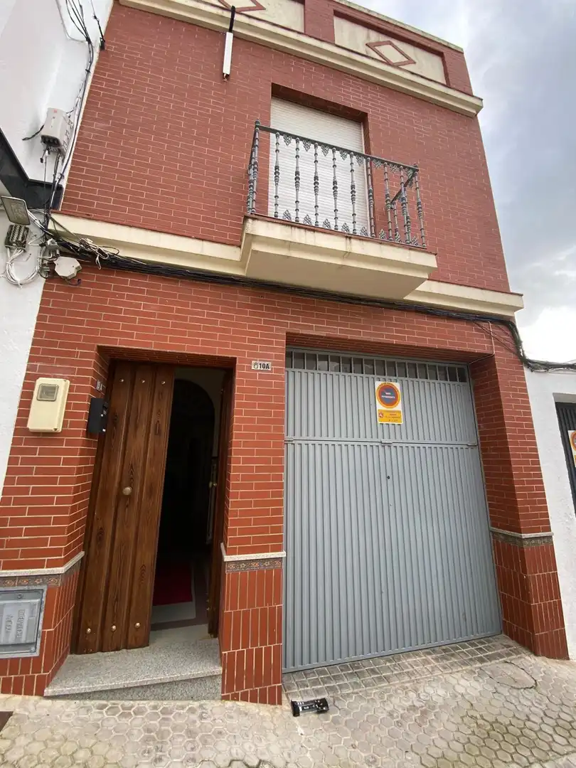 Außenansicht von Haus oder Chalet zum Verkauf in Morón de la Frontera
