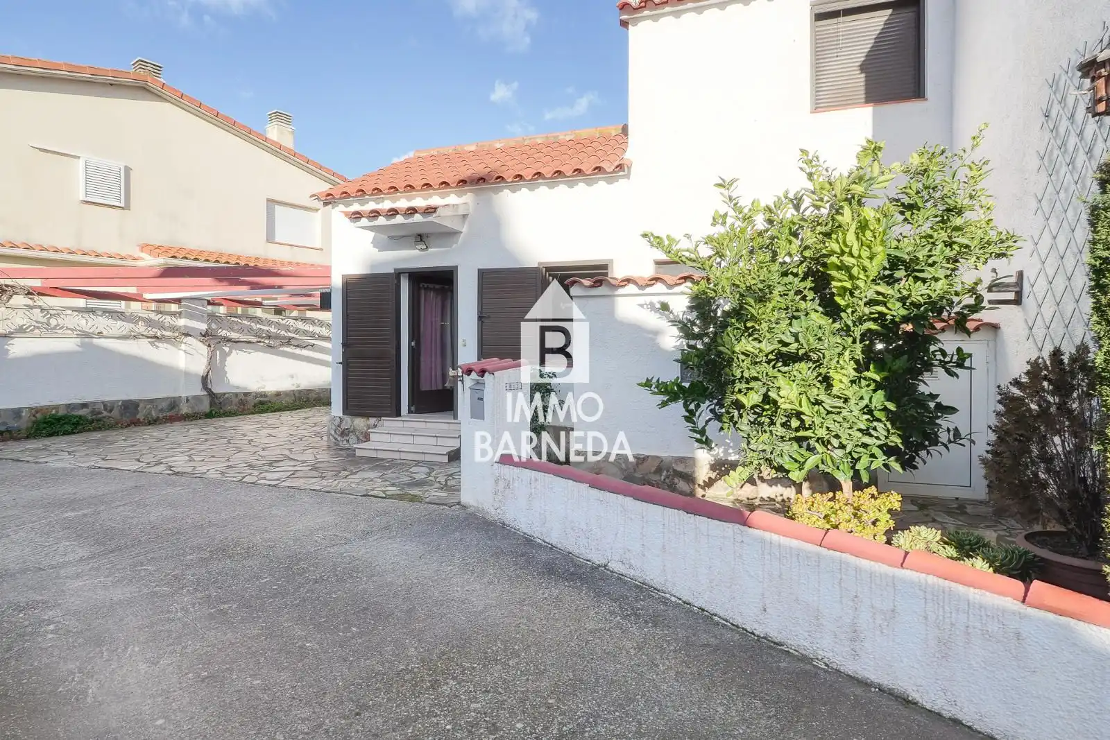 Vista exterior de Casa adosada en venta en Roses con Aire acondicionado, Calefacción y Terraza