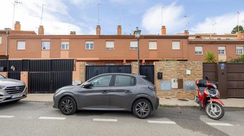 Photo 2 of Single-family semi-detached for sale in  Calle Francia, 35, Huétor Vega, Granada