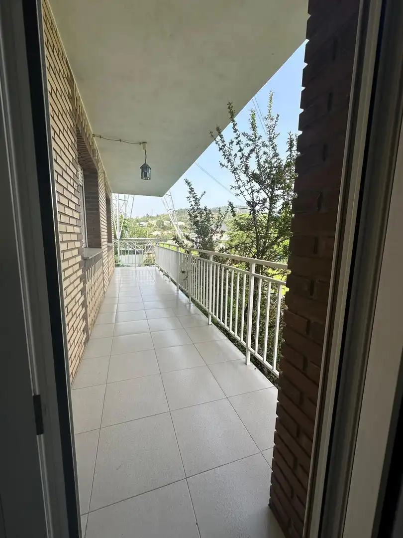 Terrasse von Country house zum Verkauf in Ponferrada mit Heizung, Privatgarten und Terrasse