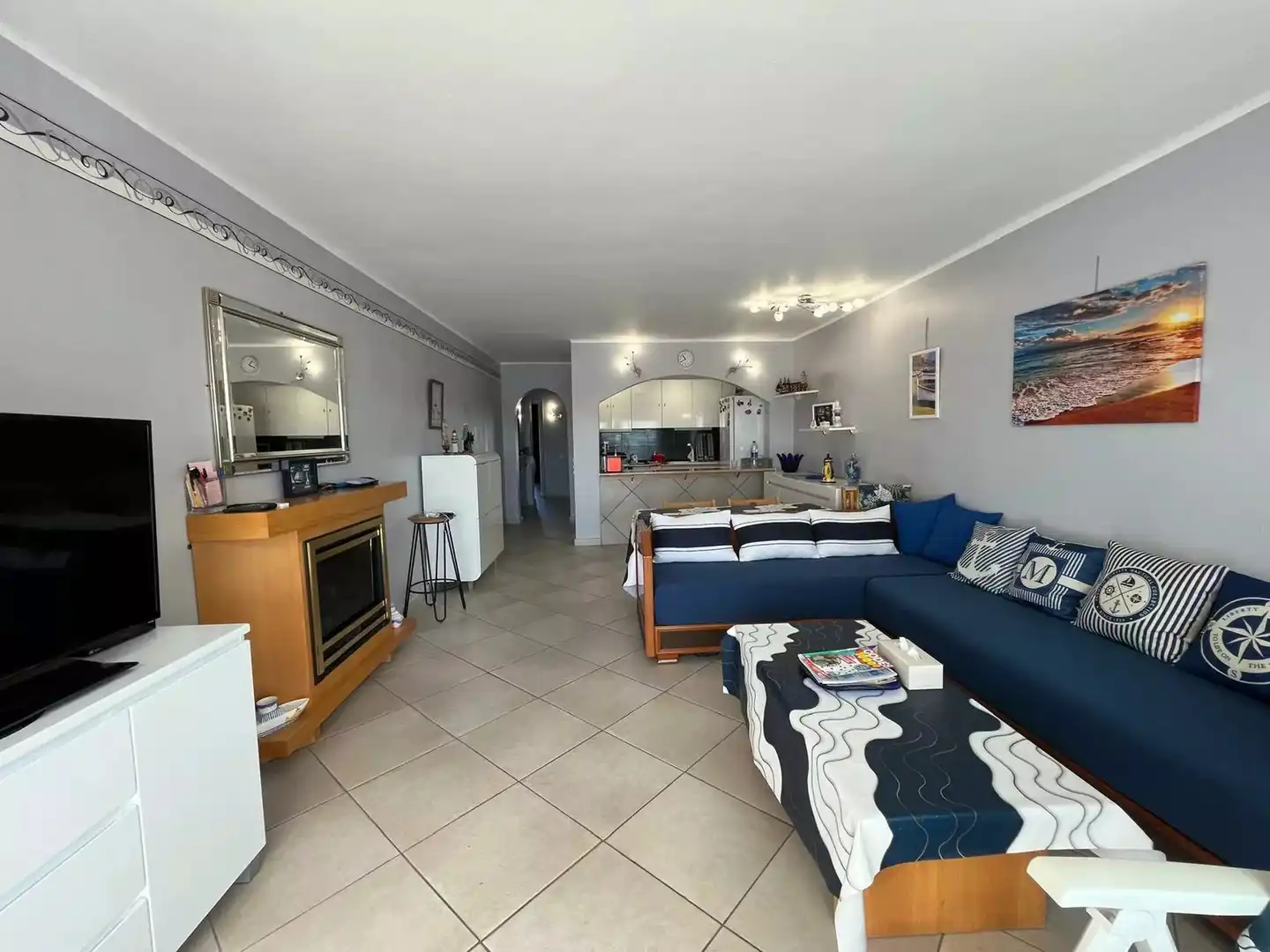 Sala de estar de Apartamento en venta en Empuriabrava con Terraza y Amueblado