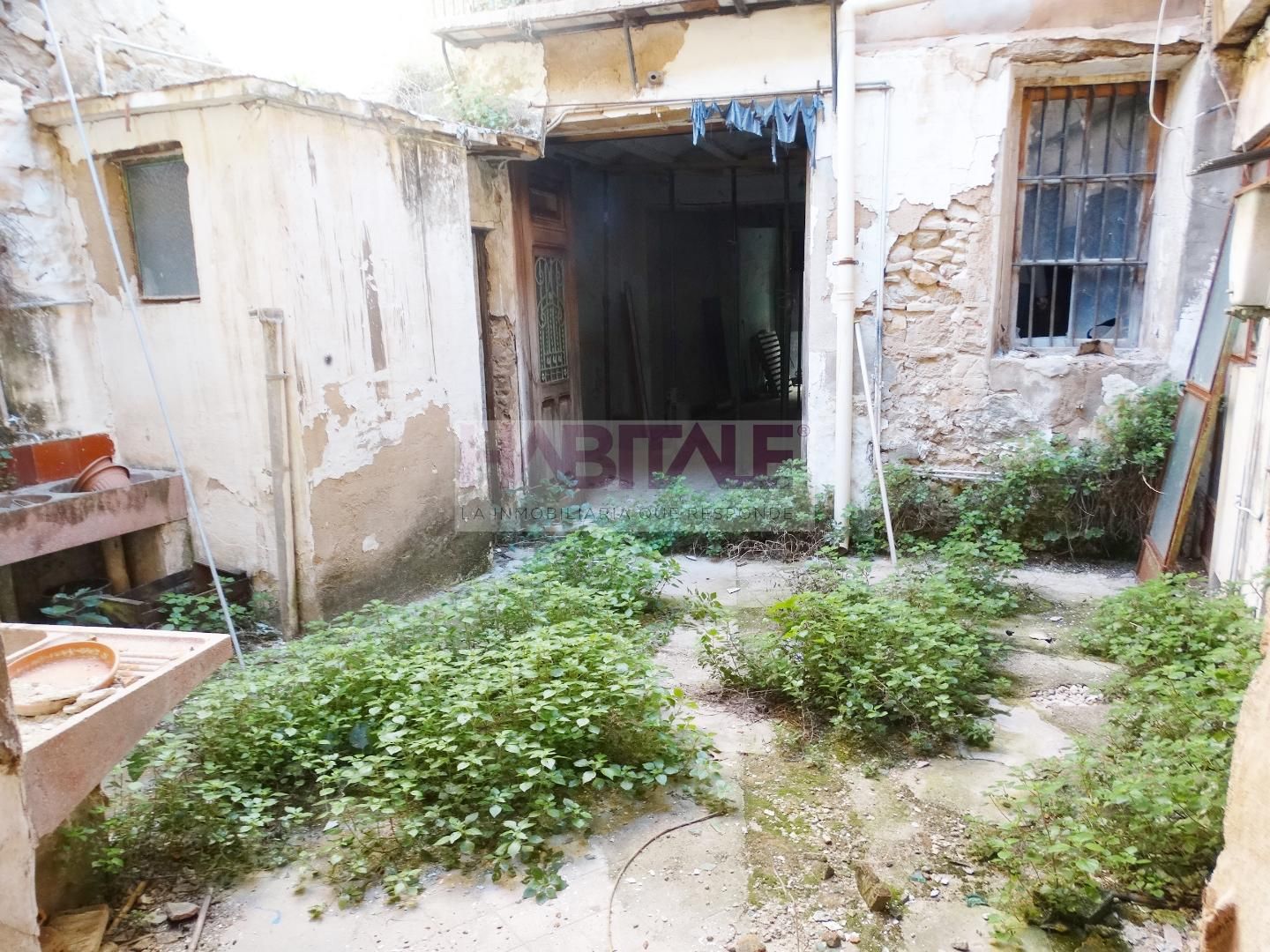 Casa adosada en venta en Xàtiva con Trastero