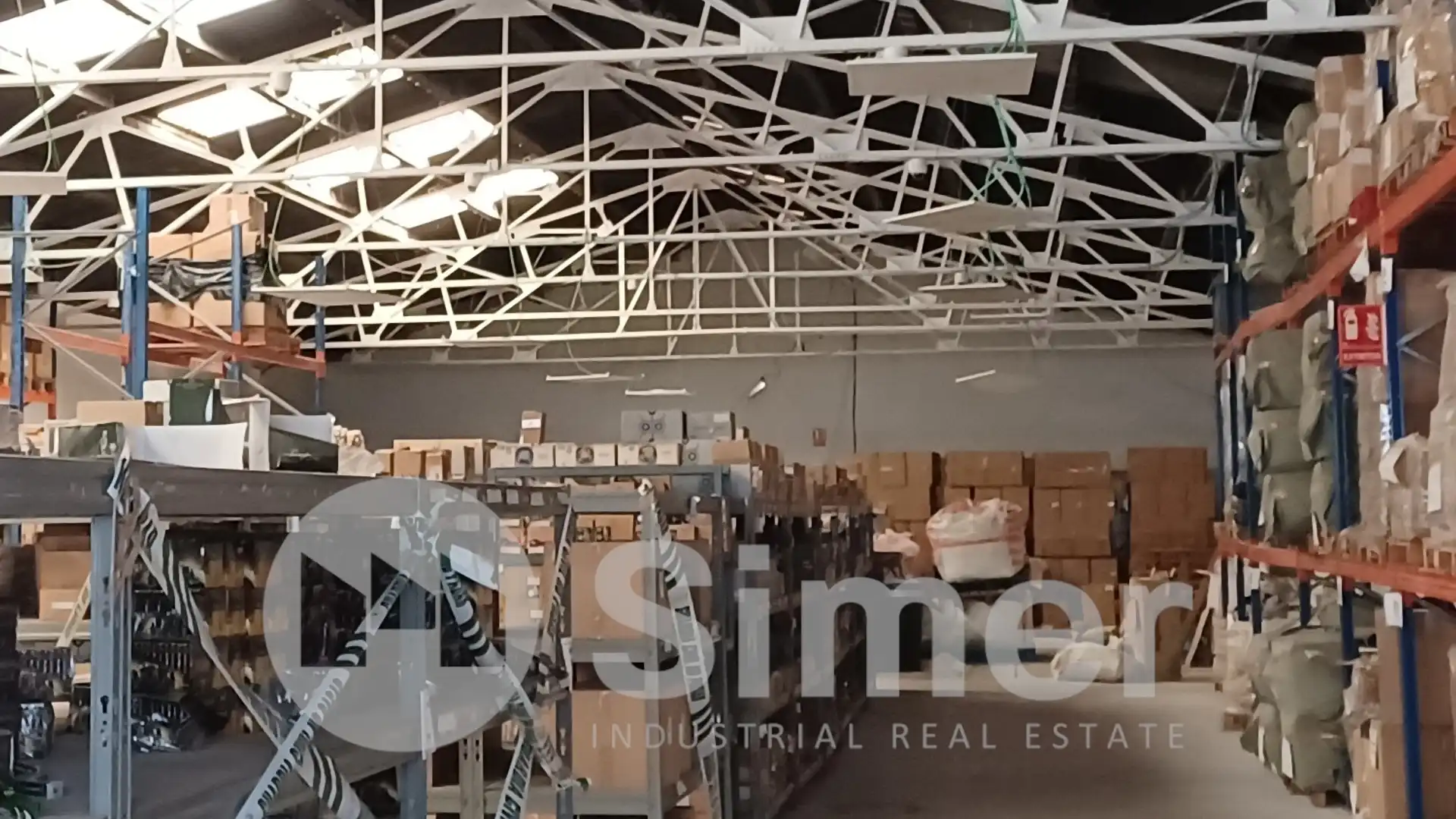 Nau industrial en venda en La Llagosta