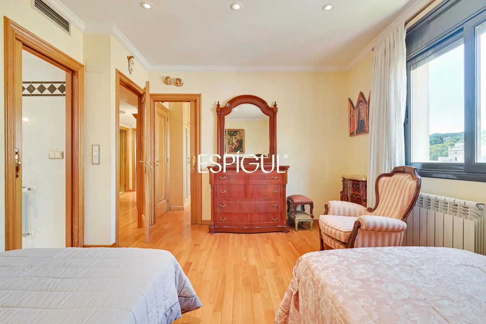 Habitación de Dúplex en venta en Arenys de Mar con Aire acondicionado, Calefacción y Terraza