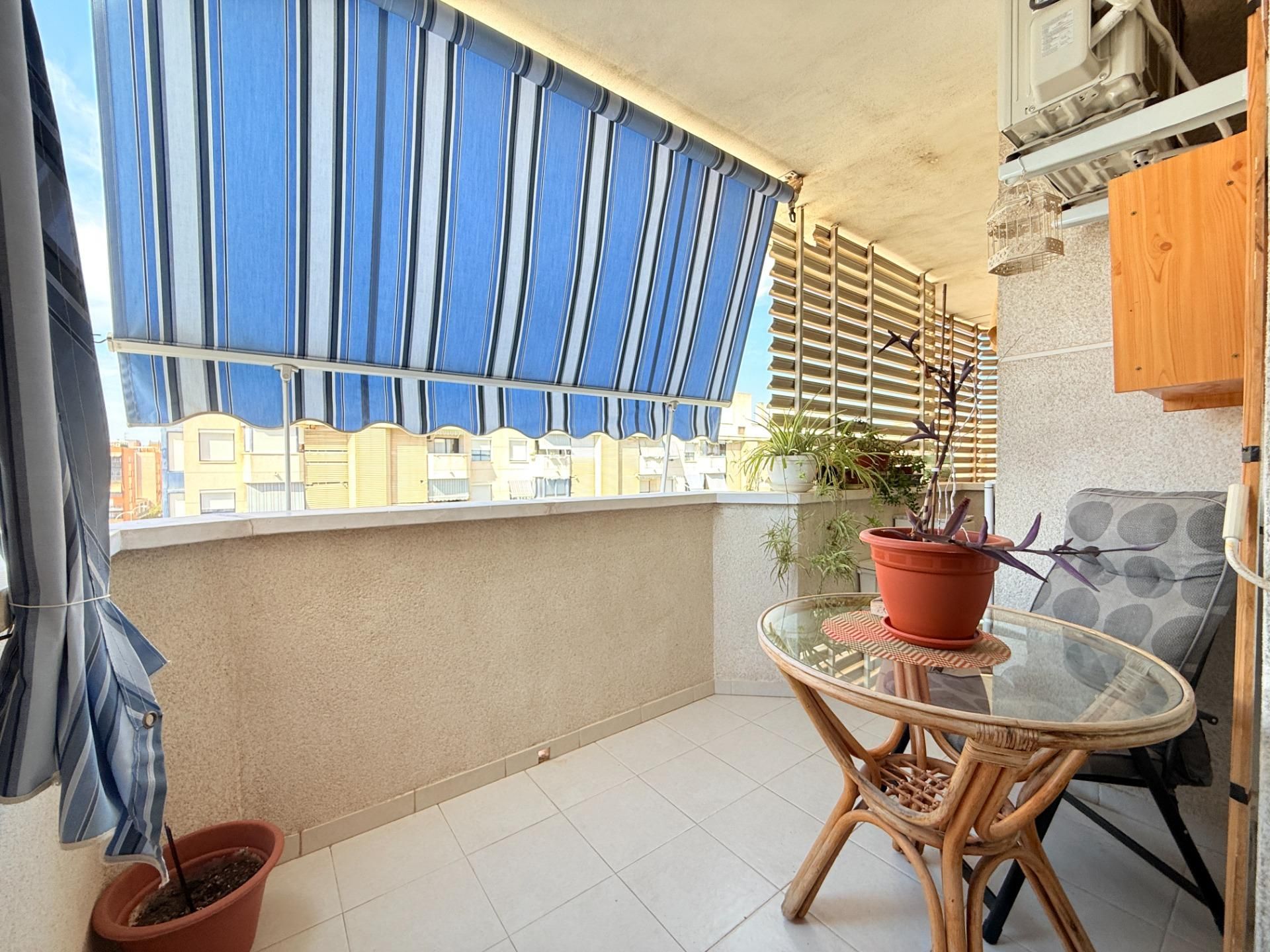 Balcony of Flat for sale in Alicante / Alacant  with Air Conditioner, Balcony and Community pool