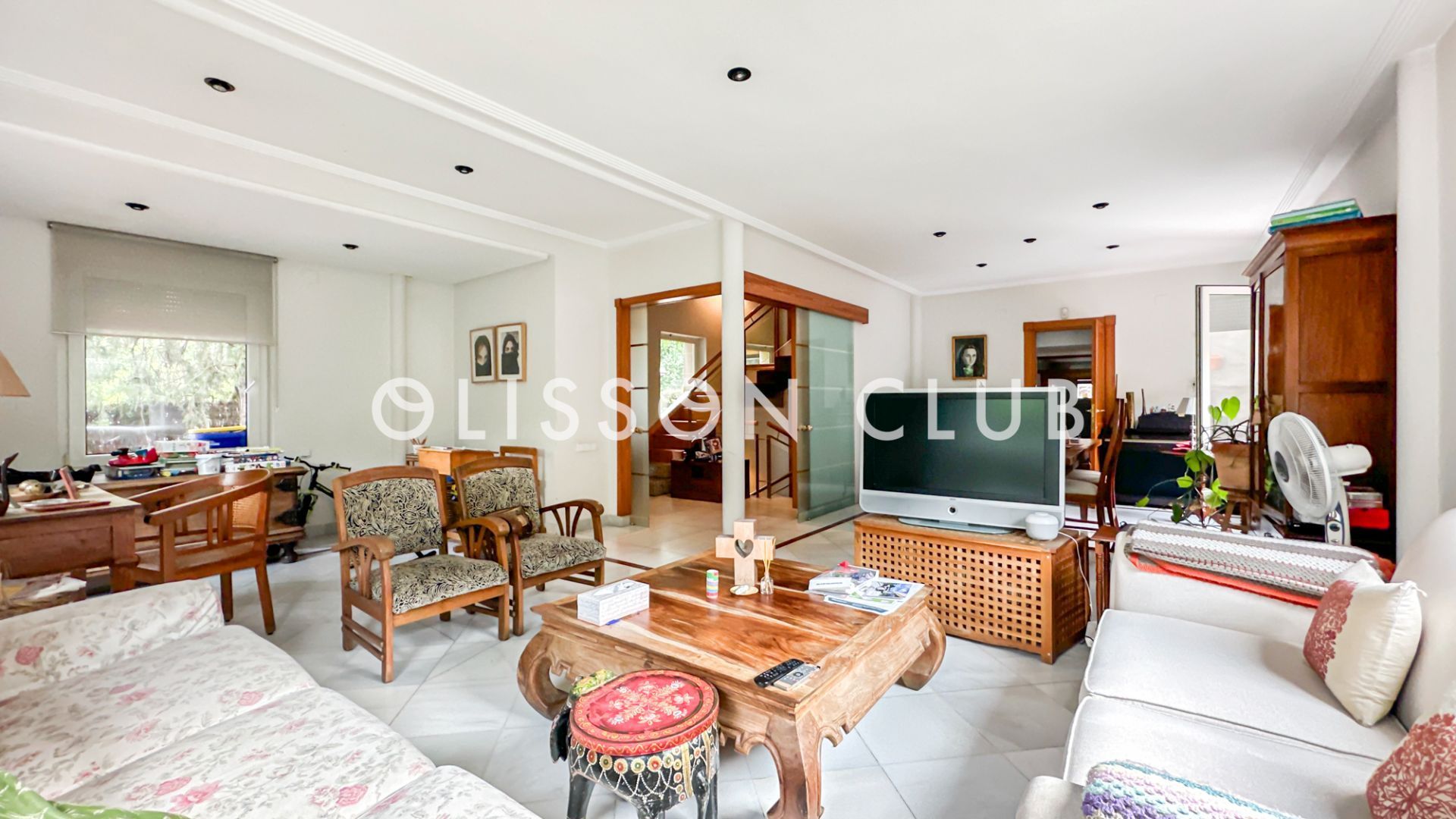 Living room of House or chalet for sale in  Madrid Capital  with Heating, Private garden and Terrace