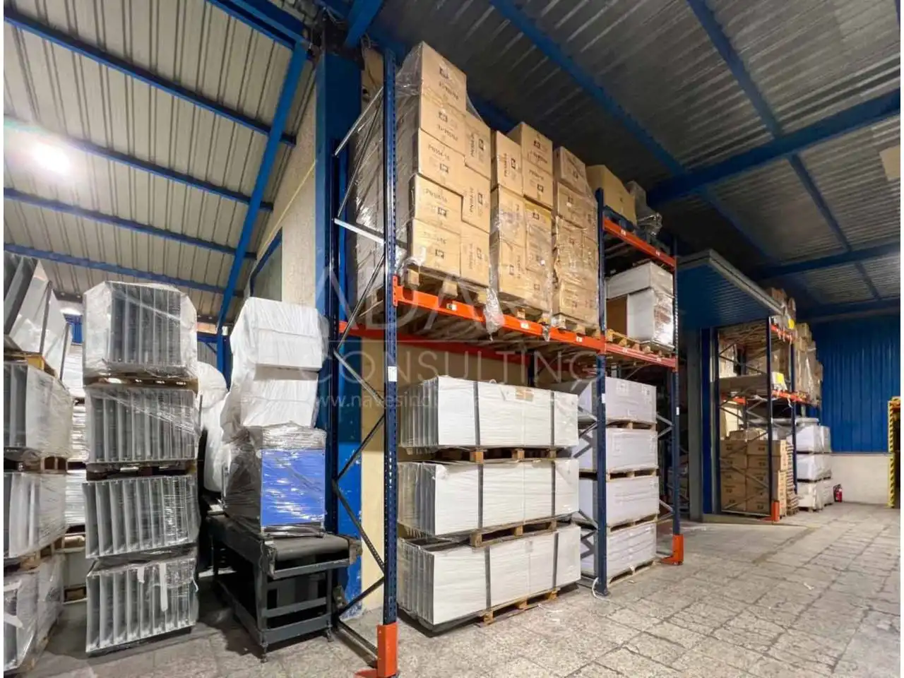 Nave industrial en venta en Serranillos del Valle con Alarma
