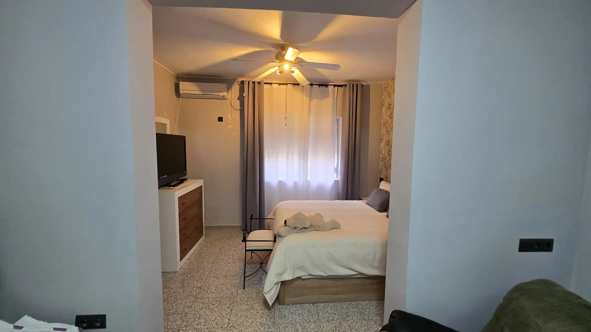 Bedroom of Houses for sale in Málaga  with Air Conditioner, Private garden and Terrace