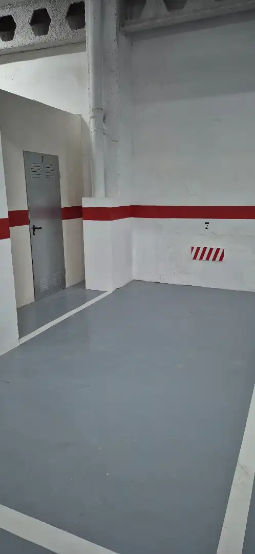 Parking of Garage for rent in Alfafar