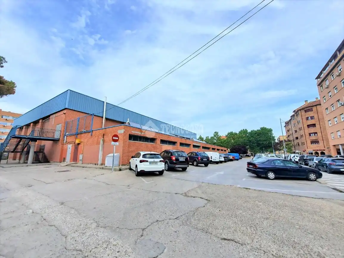 Parking of Flat for sale in Parla  with Air Conditioner, Heating and Parquet flooring