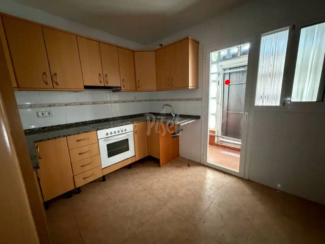 Cuina de Pis en venda en Tarragona amb Aire condicionat i Terrassa