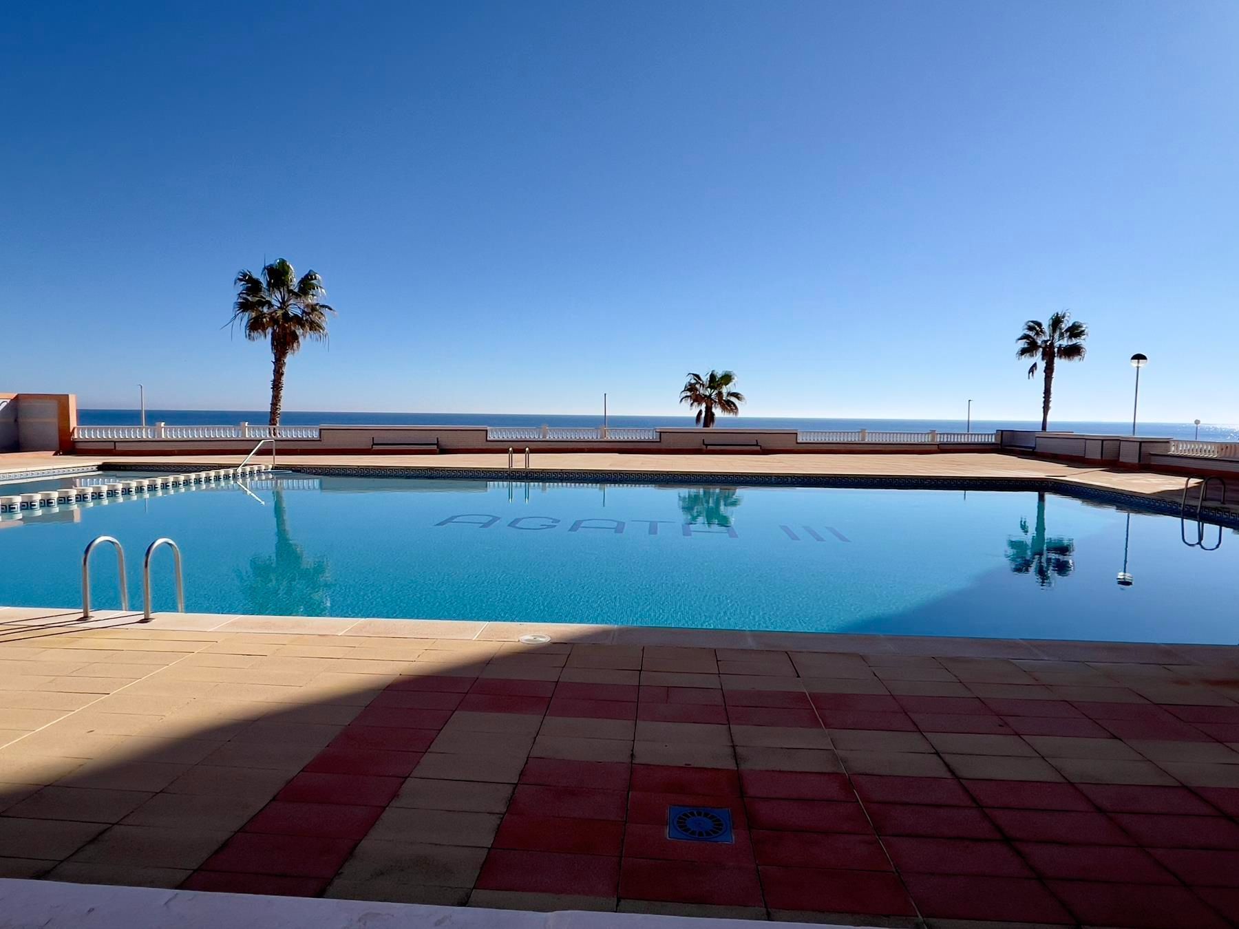 Swimming pool of Apartment for sale in La Manga del Mar Menor  with Heating, Terrace and Furnished