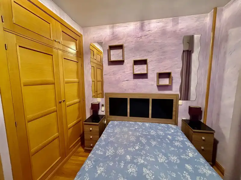Bedroom of Flat for sale in Madrid  with Air Conditioner and Heating