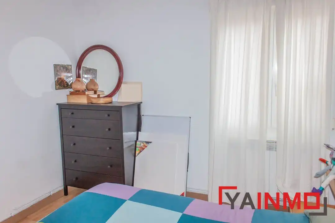 Habitación de Piso en venta en Vitoria - Gasteiz con Calefacción, Parquet y Trastero