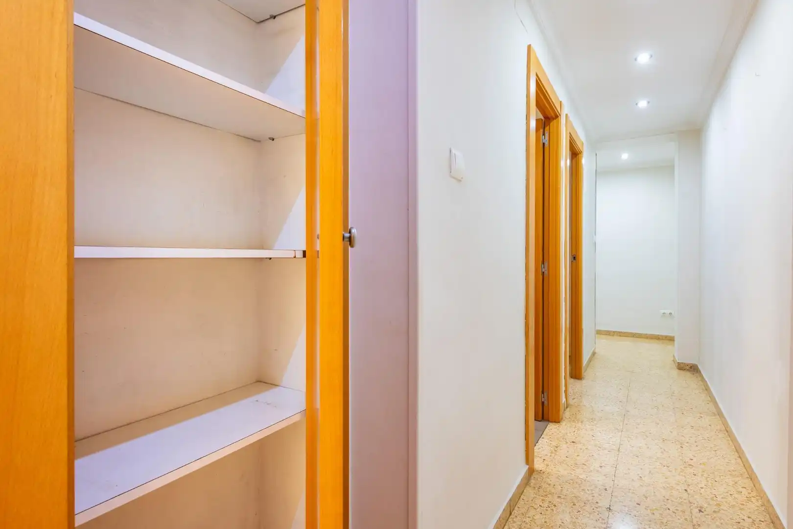 Flat with terrace for sale in Calle de Don Juan de Austria, imagen 15