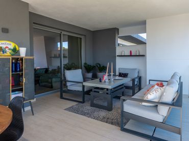 Apartament amb balcó en venda a Estepona Pueblo