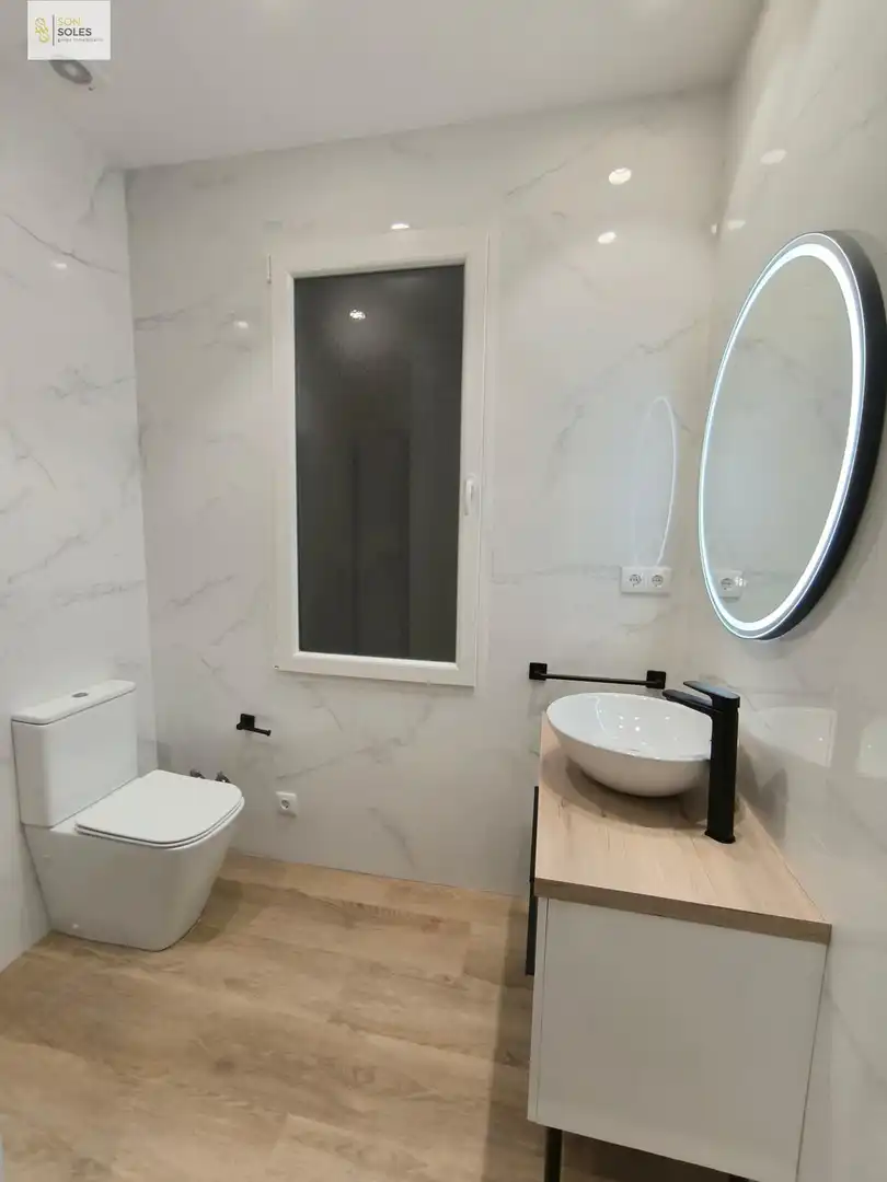 Baño de Piso de alquiler en Santander con Calefacción y Amueblado